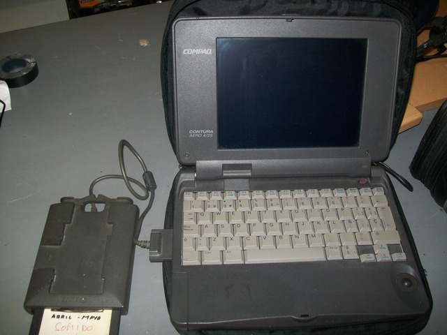 Portatila (Compaq)