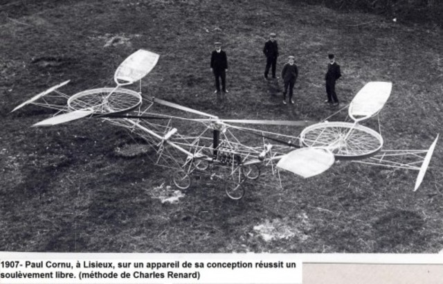 Premier vol en hélicoptère.