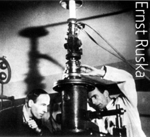 Max Knoll/Ernst Ruska: Fisrt Electron Microscope
