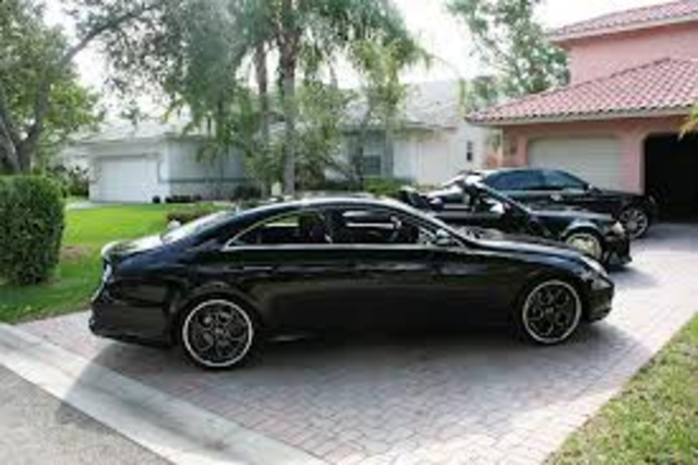 Get CLS 500 Mercedes Benzz