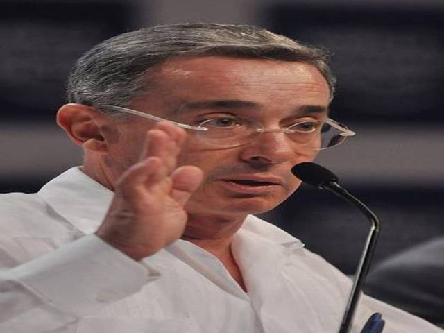 Álvaro Uribe Vélez 2002-2010