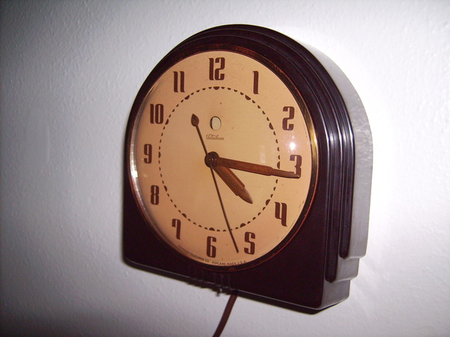Electric Clock