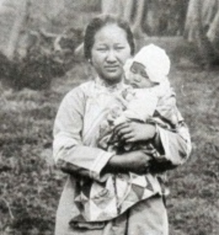 First Chinese Arrive in Hawaii