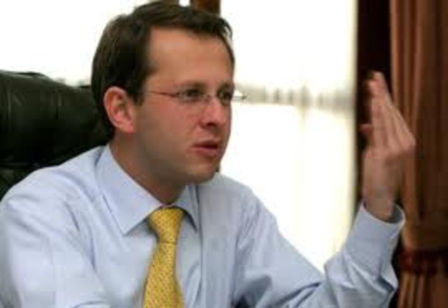 Embargo De Bienes a Andres Felipe Areas