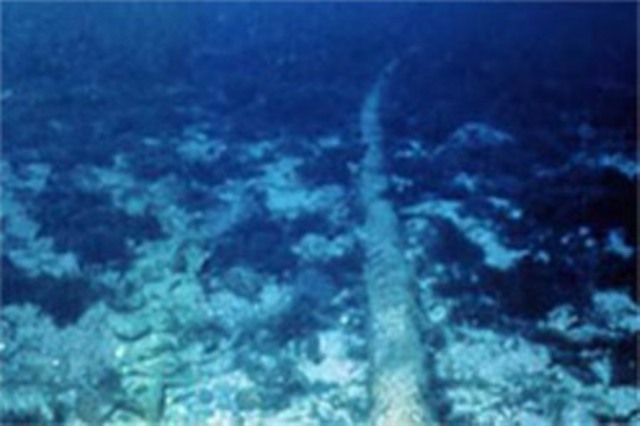 SE FINALIZA EL CABLE TAT SUBMARINO DE COMUNICACIONES ENTRE EEUU Y EUROPA DE 5870 KM