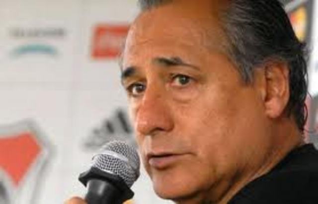 PALACIO, A DISPOSICIÓN DEL TÉCNICO LÓPEZ