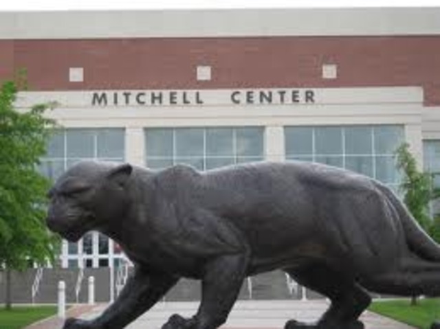 Dedication of the 208,300-square-foot Mitchell Center.