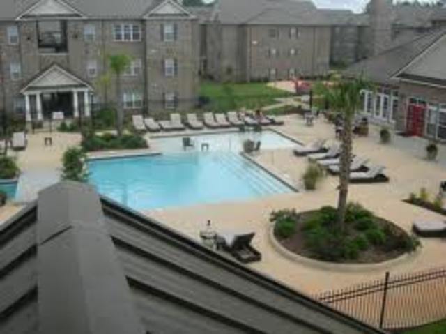 Opening of a privately funded student apartment complex, The Grove, which by fall 2008 housed 1,000 students.