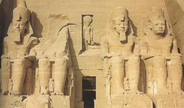 Arquitectura Templo de Ramses II Abu Simbel Imperio Nuevo