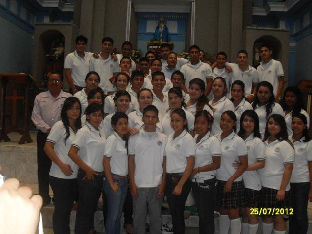 ceremonia de entrega de certificado del bachillerato