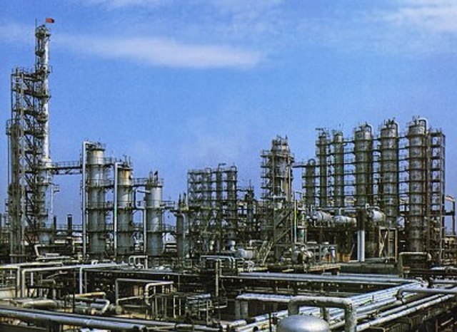 Начатое строительство было остановлено.