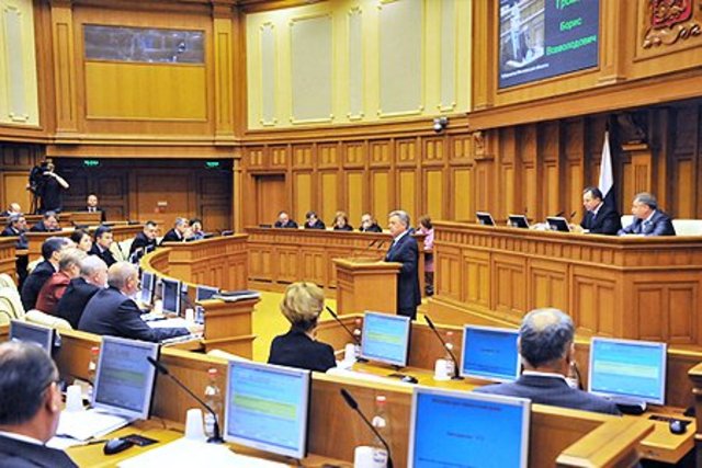 Утвержден первоначальный проект строительства нефтеперерабатывающего завода.