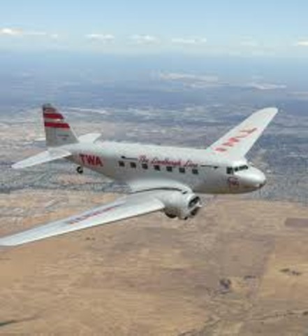 The DC-2 is introduced to Trans World Airlines