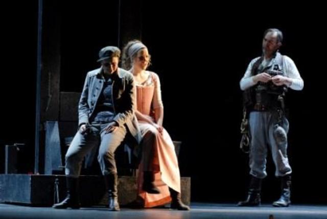 Opera "Fidelio" premiers