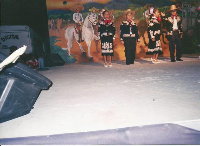 Mi primer Concurso en el Ballet Folcklórico!