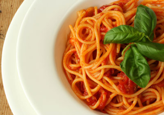 Pasta and Tomato Souce