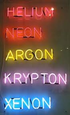 discoverd noble gases