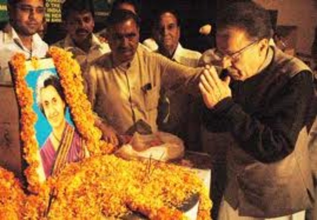 Indira Gandhi Dies