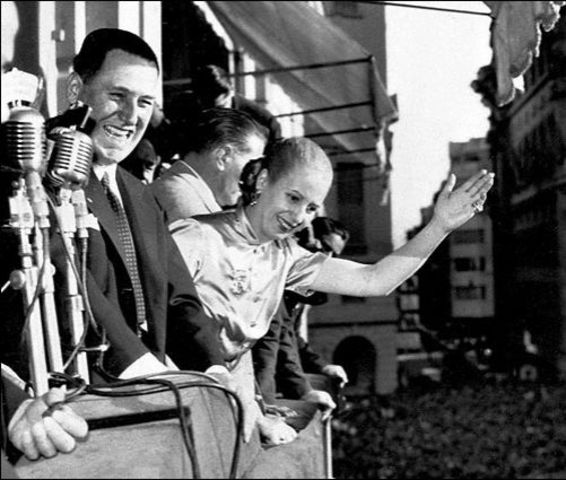 La población de Argentina necesitaba un presidente que cambiara las relaciones laborales. Peron es elegido a presidente con su esposa, Eva Peron.