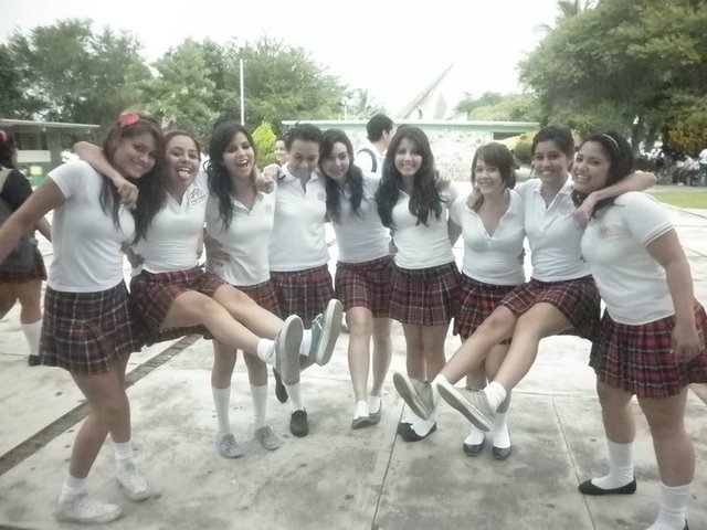 Mi foto favorita, con grandes amigas