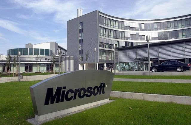 Se funda Microsoft.