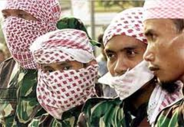 First attack by Jemaah Islamiyah