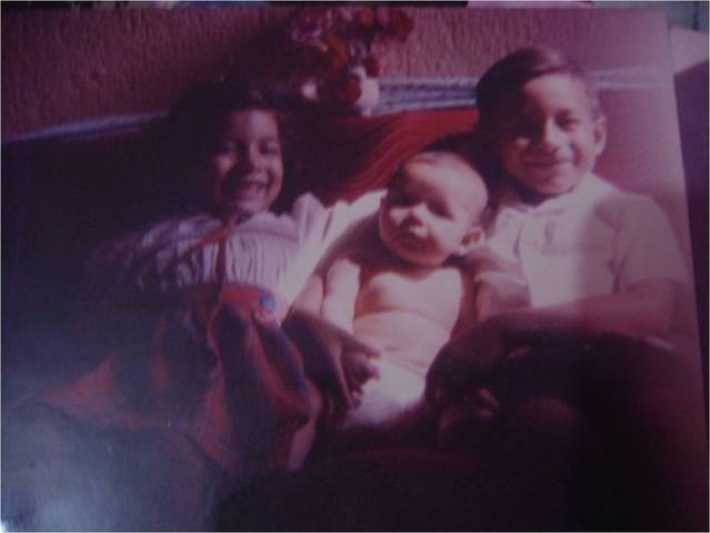 Ambos nacimos con el mismo ADN, eso nos hace ¿HERMANOS?