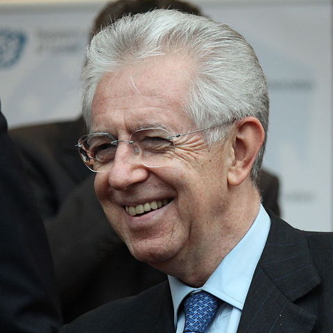 Mario Monti ganó la posición del primer ministro.