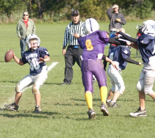 Plays Youth Football
