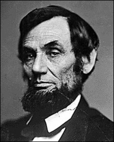 Abraham Lincoln emite la Proclamación de la Emancipación para que dejara esclavos salir en libertad.