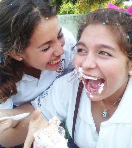 ¡Forever 18! y el último.