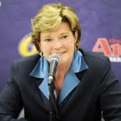 Timeline: Pat Summitt.
