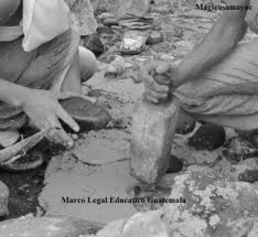 la educación en los antiguos pueblos Mayas