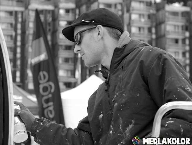 Début de l'opération-Réalisation de sculptures à base de pièces mécaniques recyclées.