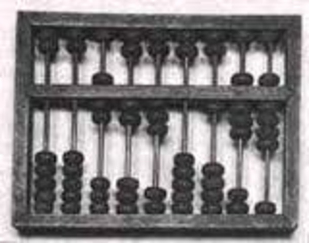 Al 3500A.C és va inventar l'àbac, el primer ordenador.