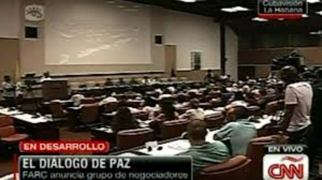 LAS FARC CONGELAN EL DIALOGO POR ESTAR EN DESACUERDO CON EL GOBIERNO DEL PRESIDENTE PASTRANA