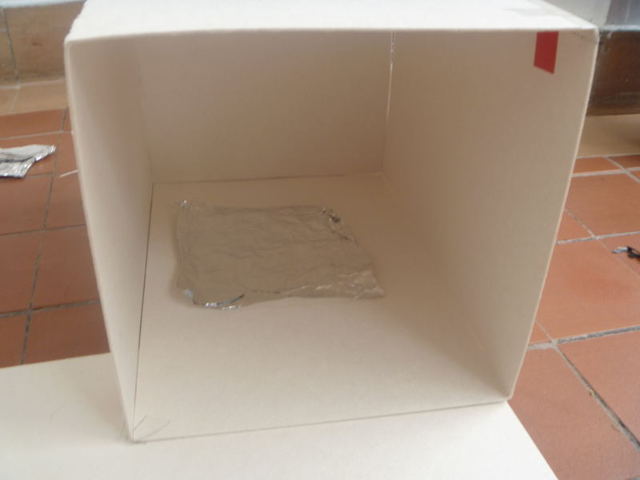 PEGAR EL ALUMINIO AL LA CAJA