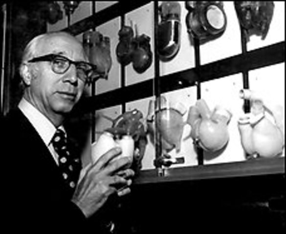 Willem J. Kolff invented the artificial kidney dialysis machine.