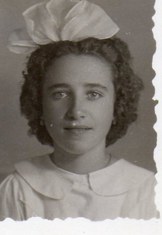 Nace mi abuela Almudena