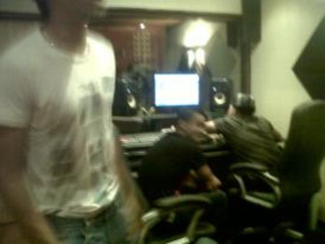 Trabajando en el estudio