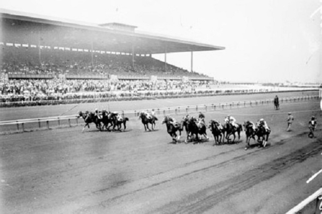 Arlington Park Racetrack Opened