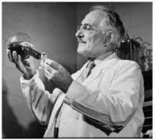 First Antibiotic Streptomycin