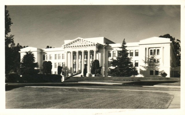 Education--Graduates from Hayward high school