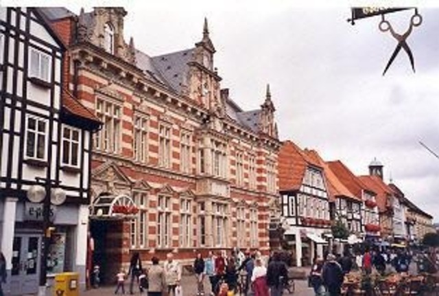 traveled to Hameln, Germany