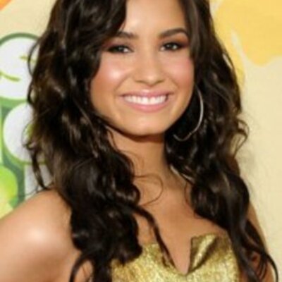 Timeline: DemiLovato(:
