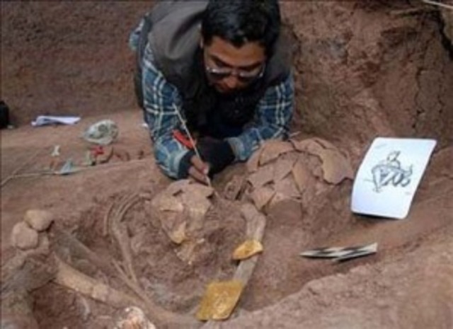 primeros trabajos arqueologicos