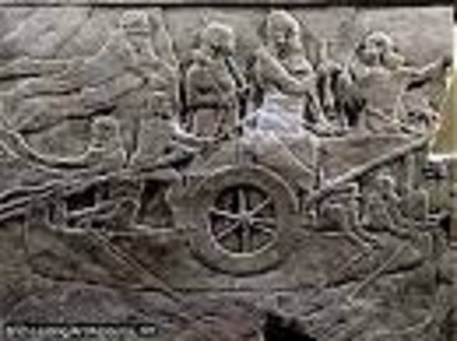 El siglo XVI a. C. fue un periodo de invasiones y gran confusión por toda Mesopotamia. Asiria se vio bajo el control de unos y otros invasore