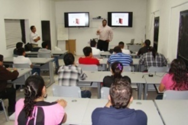 TECNOLOGÌA EN CURSOS