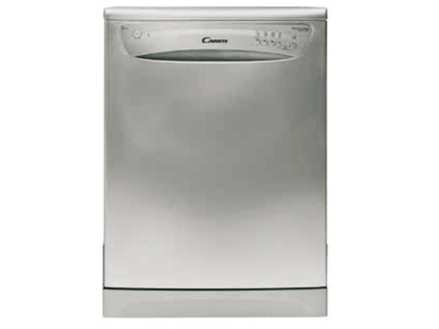 MI MADRE ENCANTADA CON LA NUEVA INCORPORACIÓN