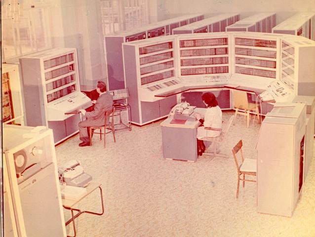 Создана БЭСМ-6